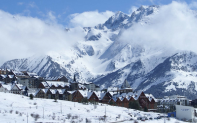 El Pirineo roza el 100% de capacidad con la llegada de miles de turistas